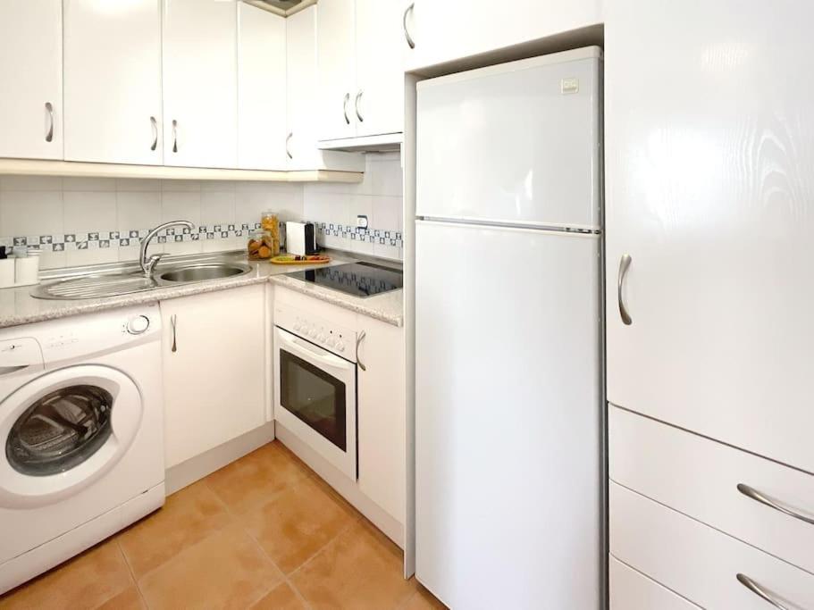 Ks Costa Mayka - - Kaleria Apartment