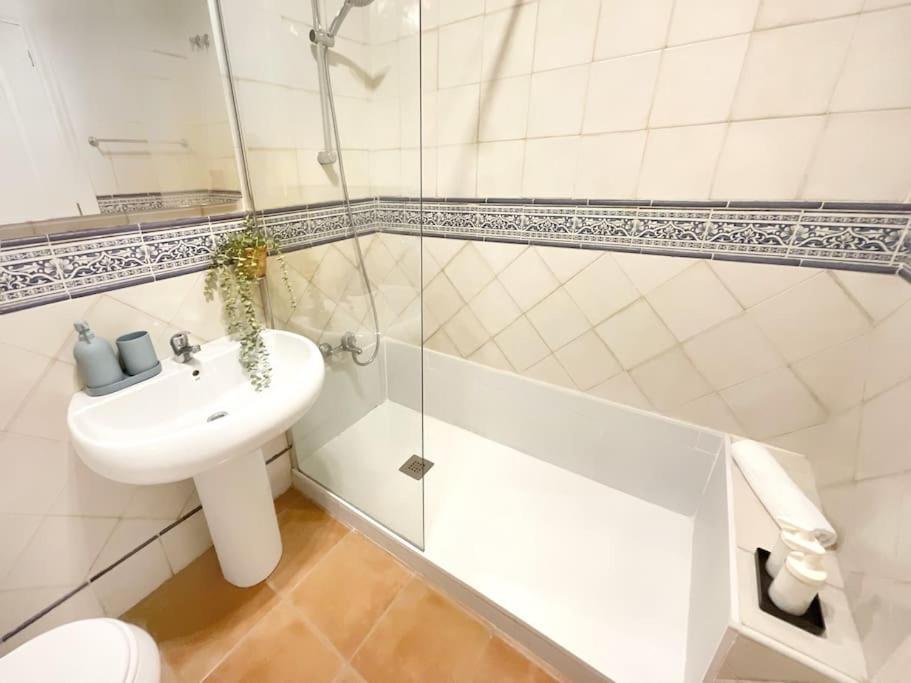 Ks Costa Mayka - - Kaleria Apartment *